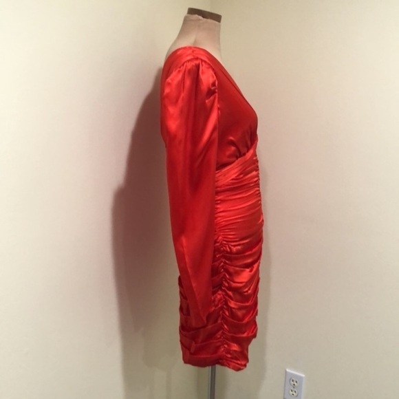 NEW NICHOLAS Gathered Party Dress Size US 12 Scarlett Red Ruched Long Sleeve - Picture 3 of 10